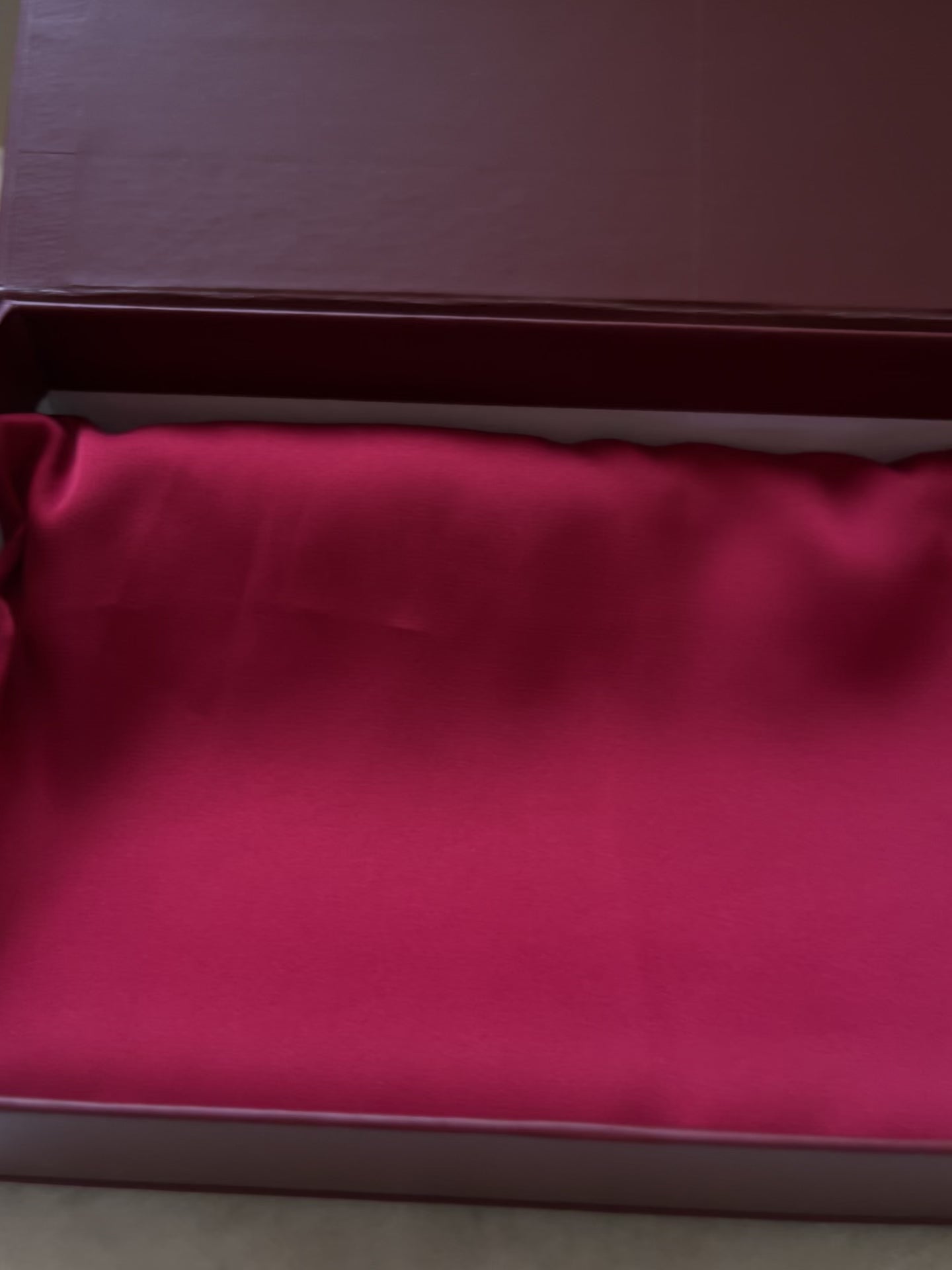 Dut İpek Bordo Premium Yastık Kılıfı